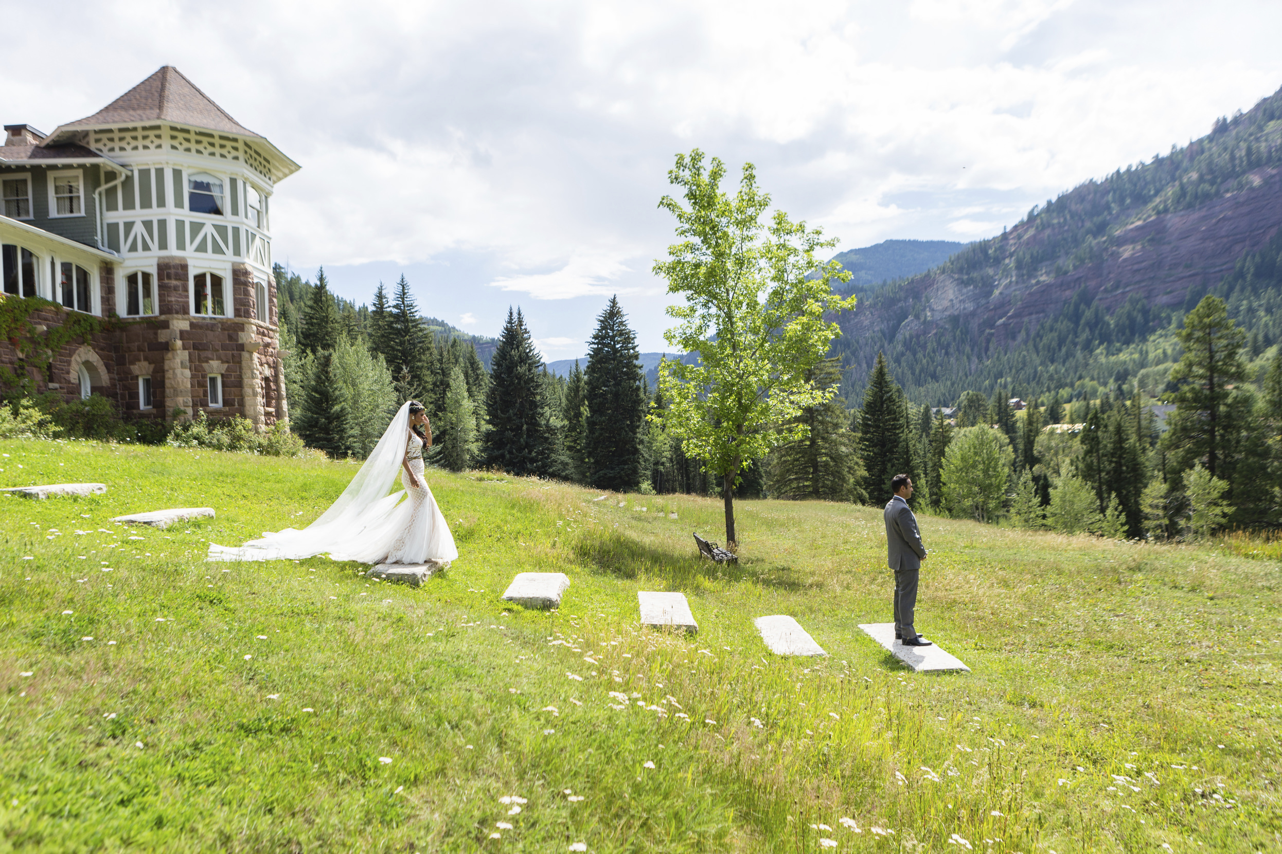 First Look at Redstone Castle in Redstone Colorado | Windfirm Photography