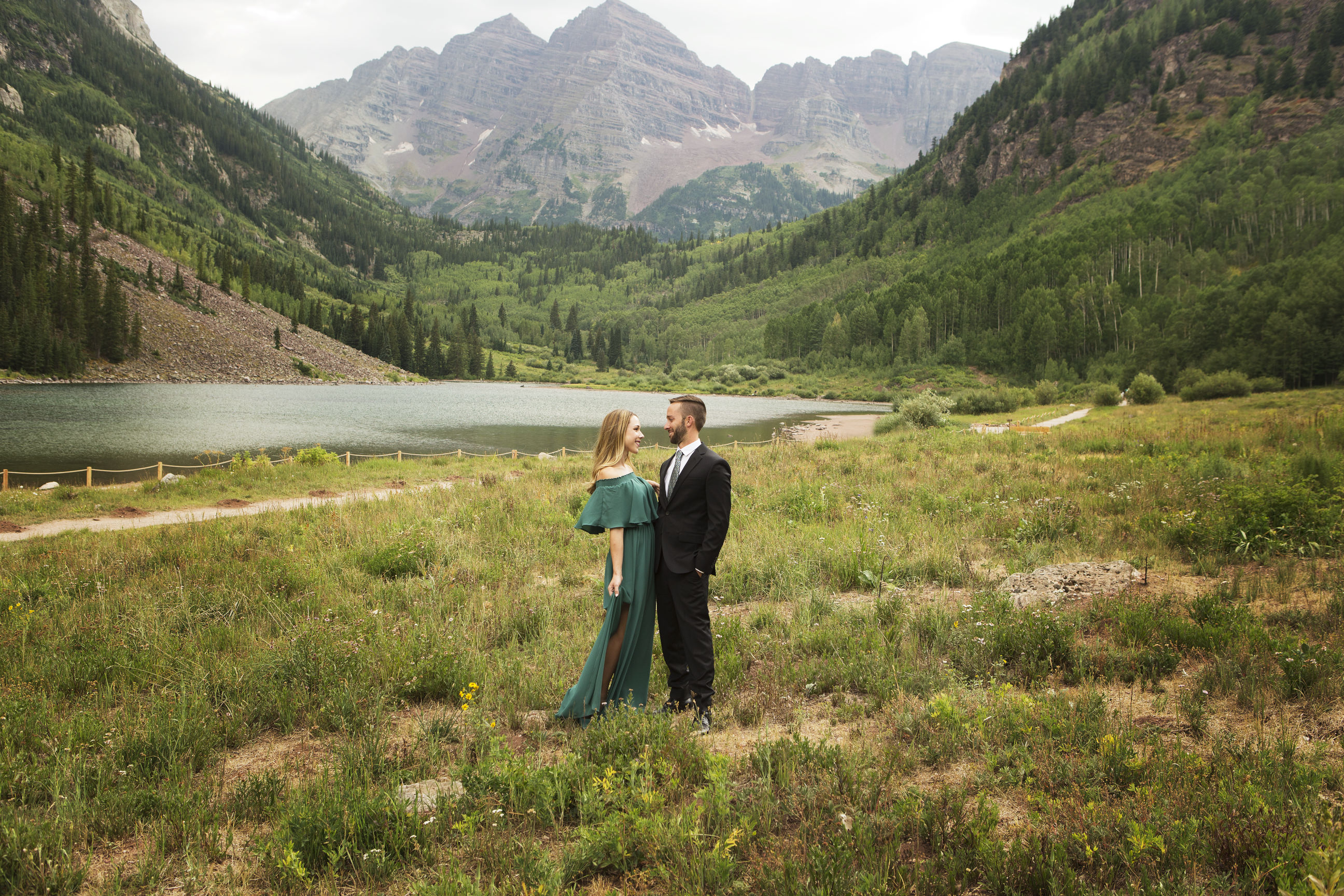 Maroon Bells Engagement Photography