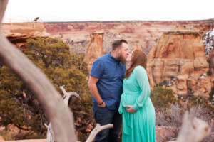 Pregnancy Photos at Colorado National Monument