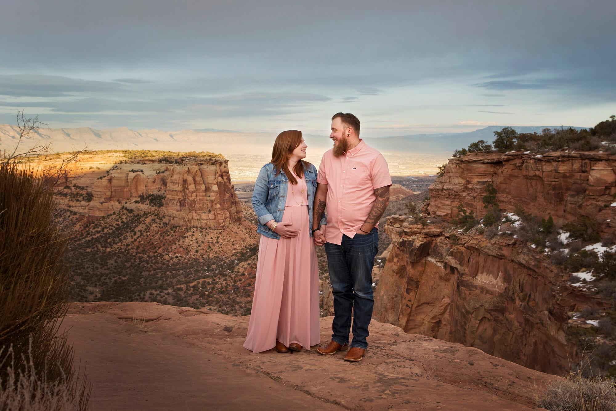Colorado National Monument Maternity Photos – Zach & Anneliese