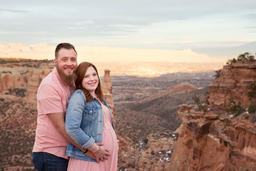 Colorado National Monument Maternity Photography 