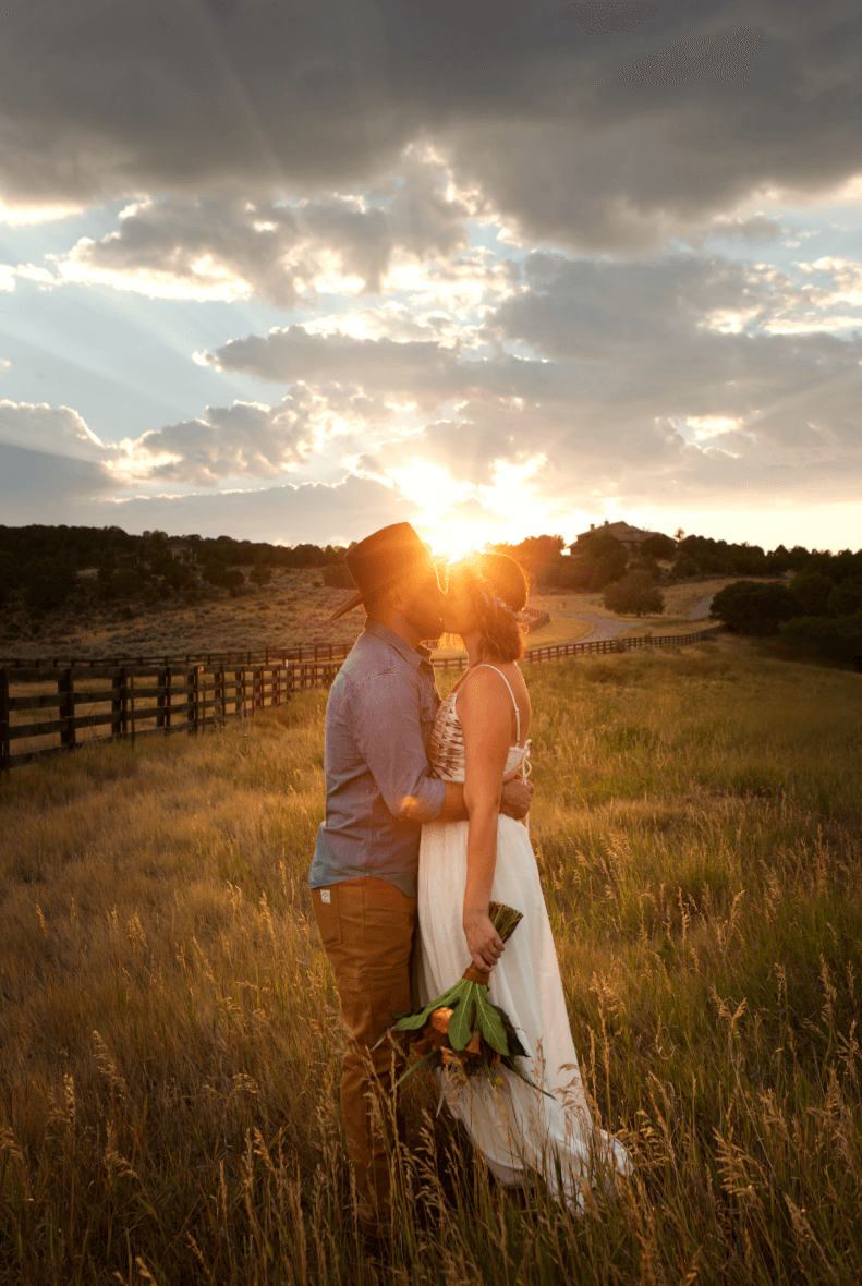 Adventure Elopement & Intimate Wedding Photography in Aspen Colorado – Photographers Aspen CO