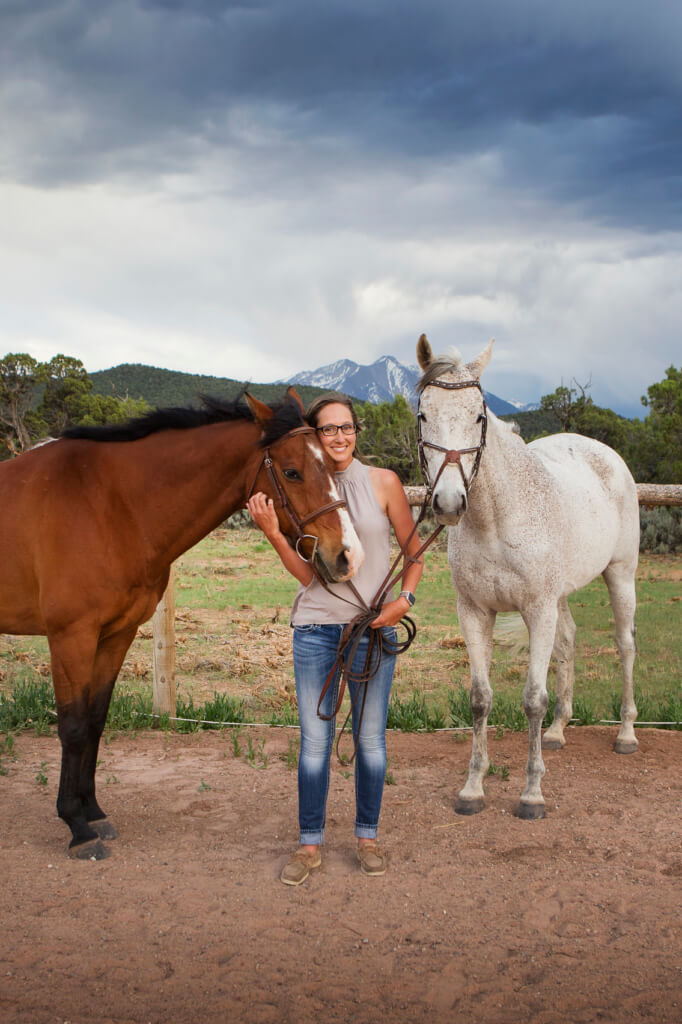Girl and her horse portrait session in Glenwood Springs