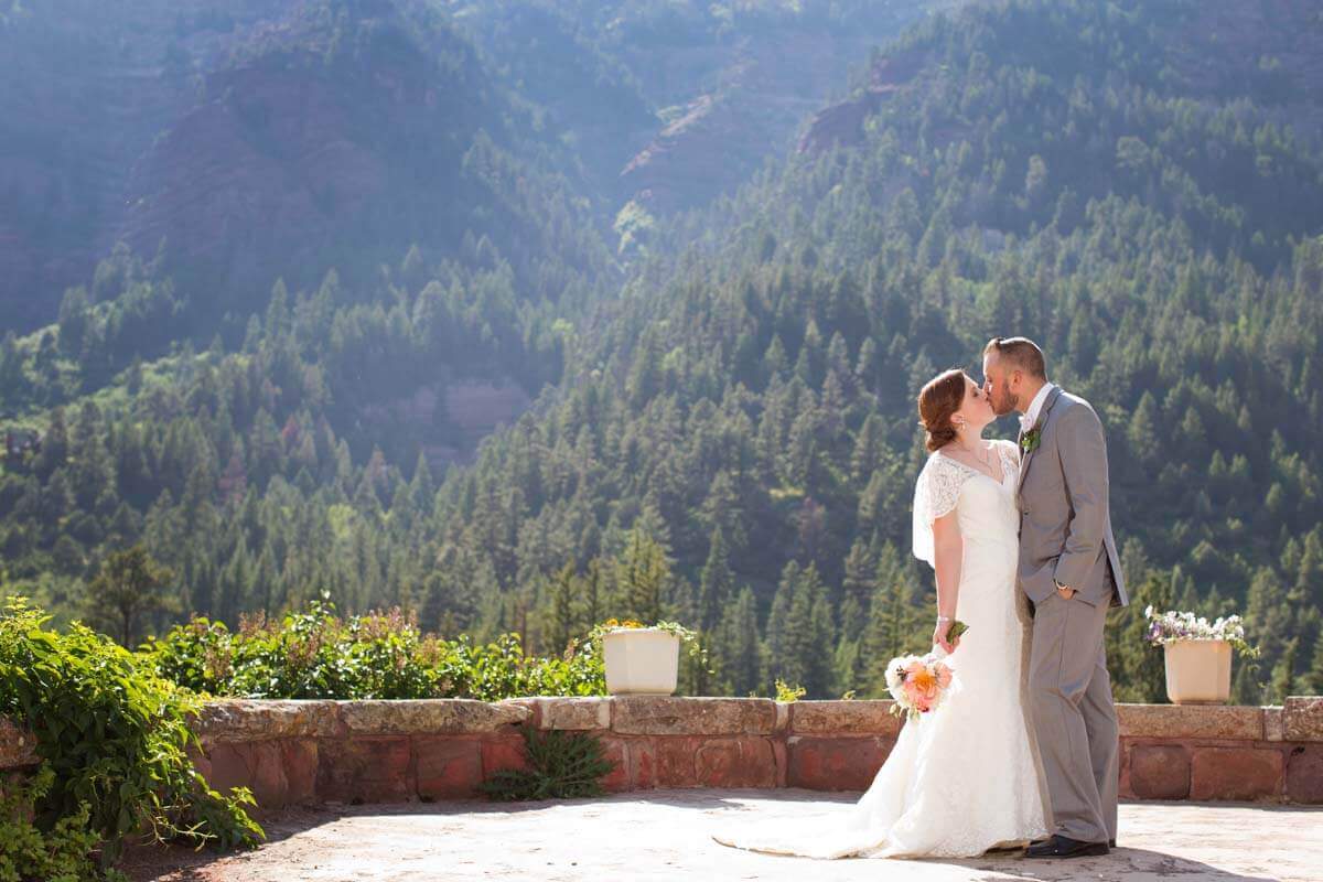 Wedding Photo at Redstone Castle | Windfirm Photography